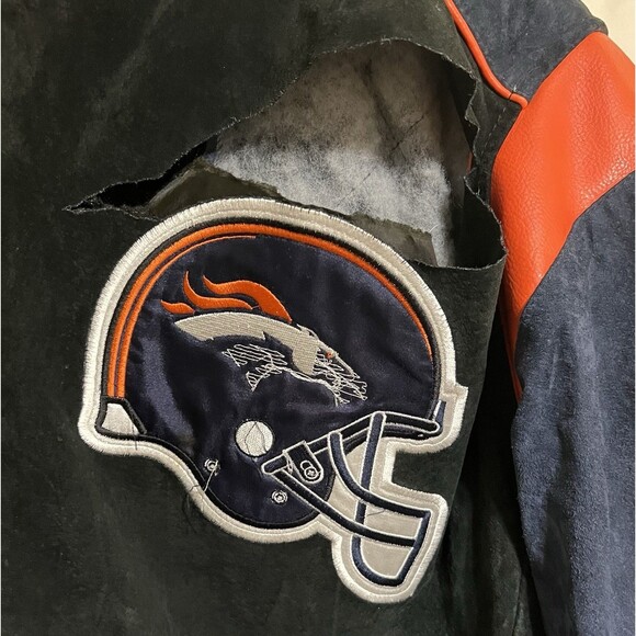 NFL  Denver Broncos Leather Jacket Size XXL Needs Repair Rare Patches thrashed - Picture 7 of 16